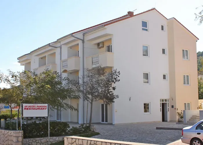 Double 3248a Gostinjska kuća